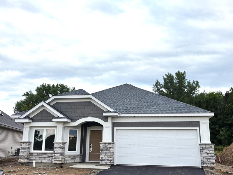 537 Tulare Ter, Newport, MN 55055