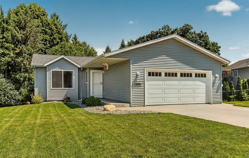 2053 23rd Ln SE, Rochester, MN 55904