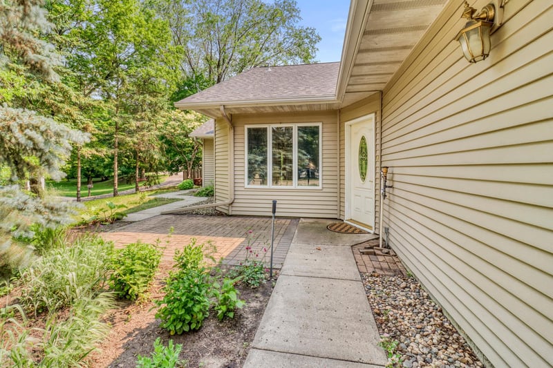 1637 Long Bridge Rd, Detroit Lakes, MN 56501