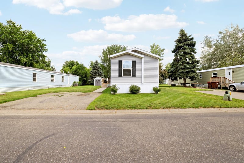 14 Shannon Dr, Hastings, MN 55033