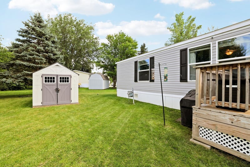 14 Shannon Dr, Hastings, MN 55033