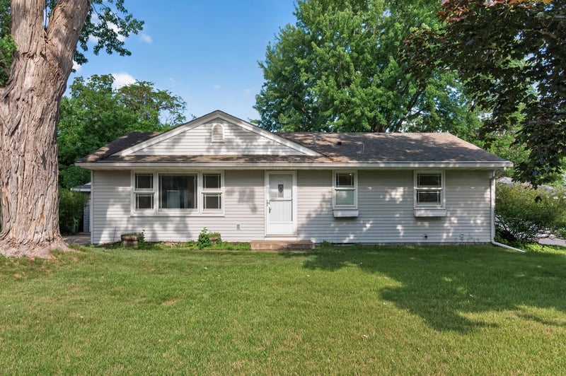 6150 Rainbow Dr NE, Fridley, MN 55432