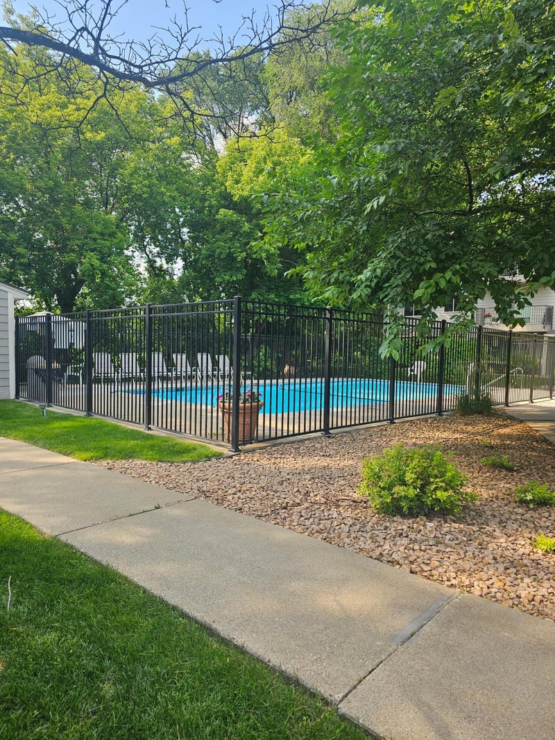 2240 Ridge Dr #33, Saint Louis Park, MN 55416