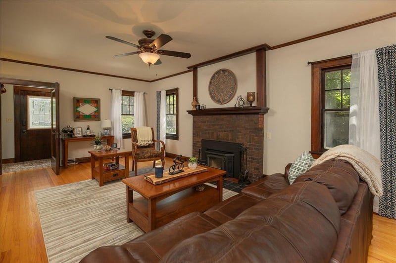 703 Kenilworth Ave S, Lanesboro, MN 55949