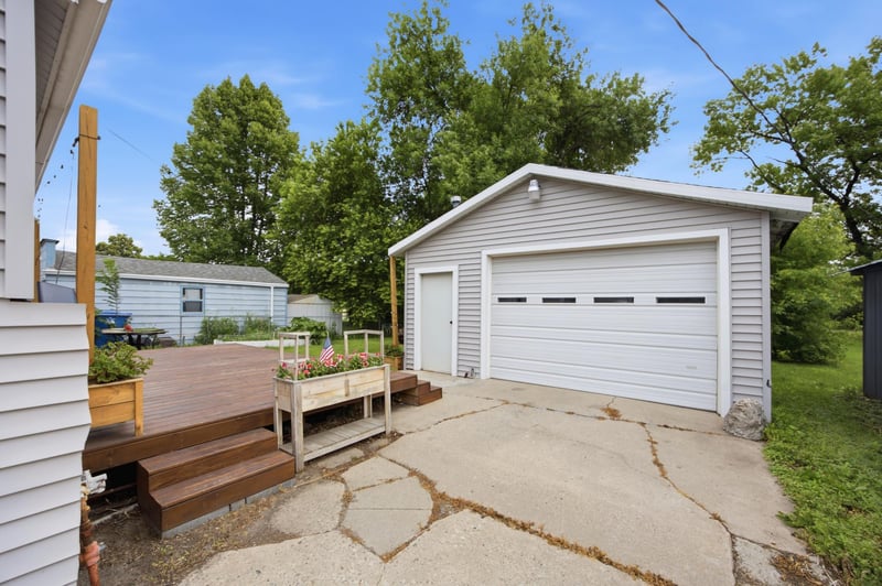 109 2nd St NW, Dilworth, MN 56529