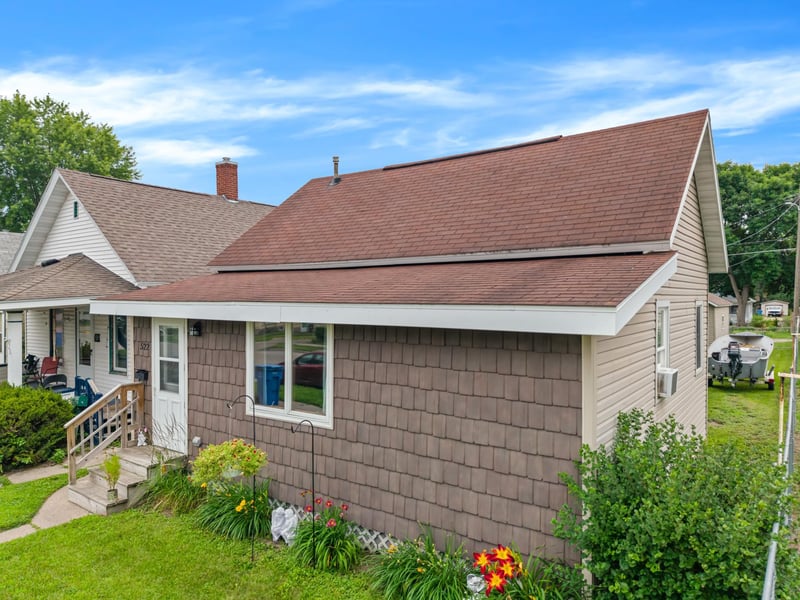 522 Sioux St, Winona, MN 55987