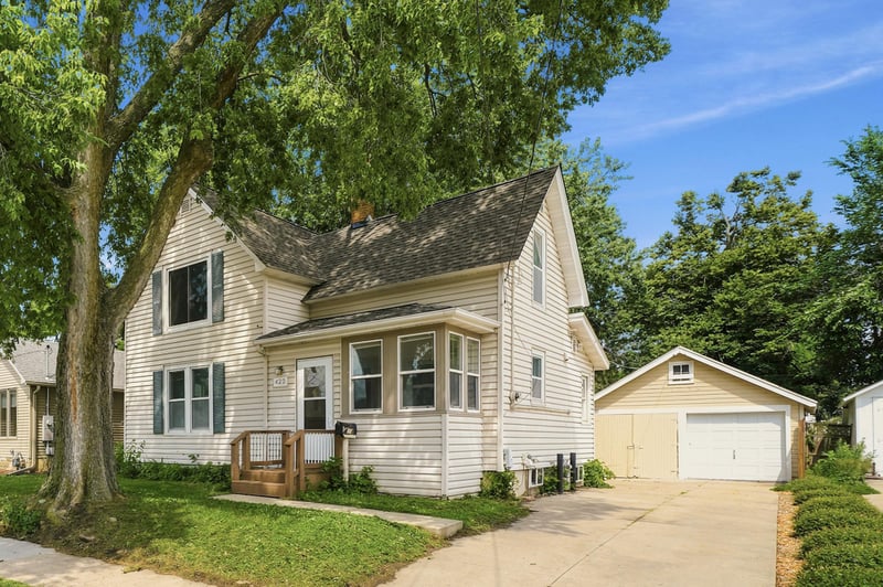 422 10th Ave SE, Rochester, MN 55904