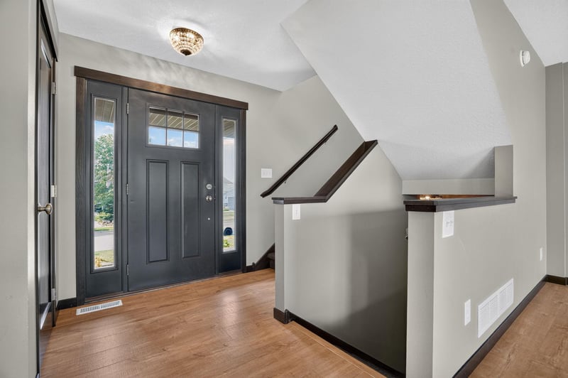 1587 Prairie View Ln NE, Sauk Rapids, MN 56379