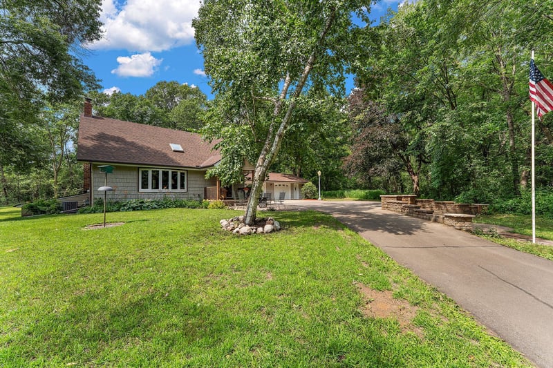 19472 Ulysses St NW, Elk River, MN 55330