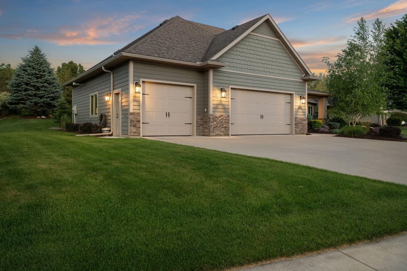 2865 Northridge Ln NE, Owatonna, MN 55060