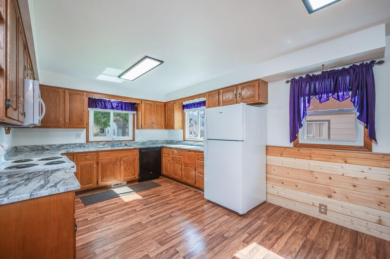 1206 Webster St, Fairmont, MN 56031