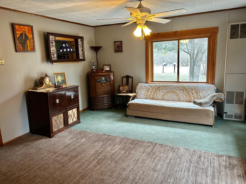 726 E 2nd St, Pillager, MN 56473