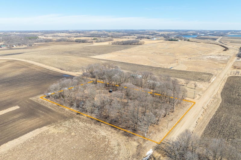 33964 137th Ln, Montgomery, MN 56069