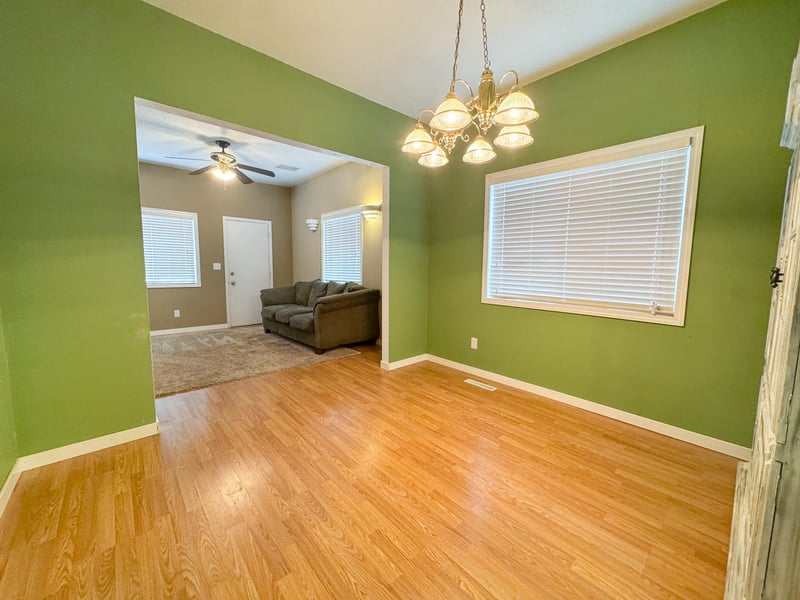 117 3rd St NE, Barnesville, MN 56514