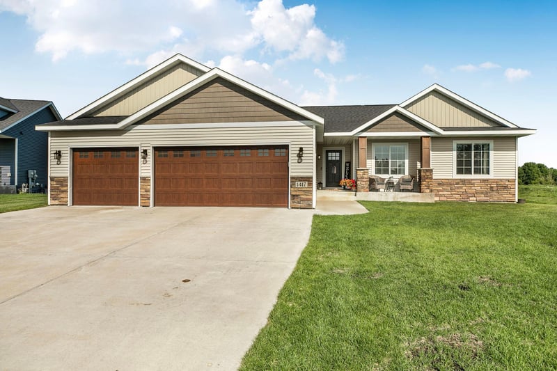 1417 Lavender Ave S, Sartell, MN 56377