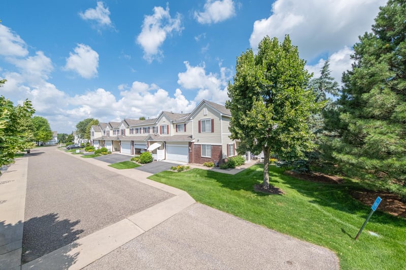 3775 Hazel Trl #G, Woodbury, MN 55129