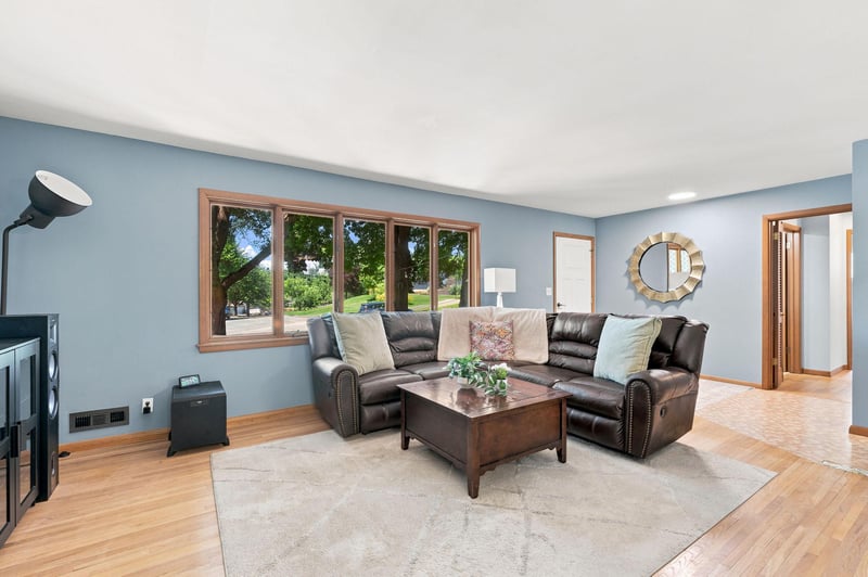 9101 Upton Ave S, Bloomington, MN 55431