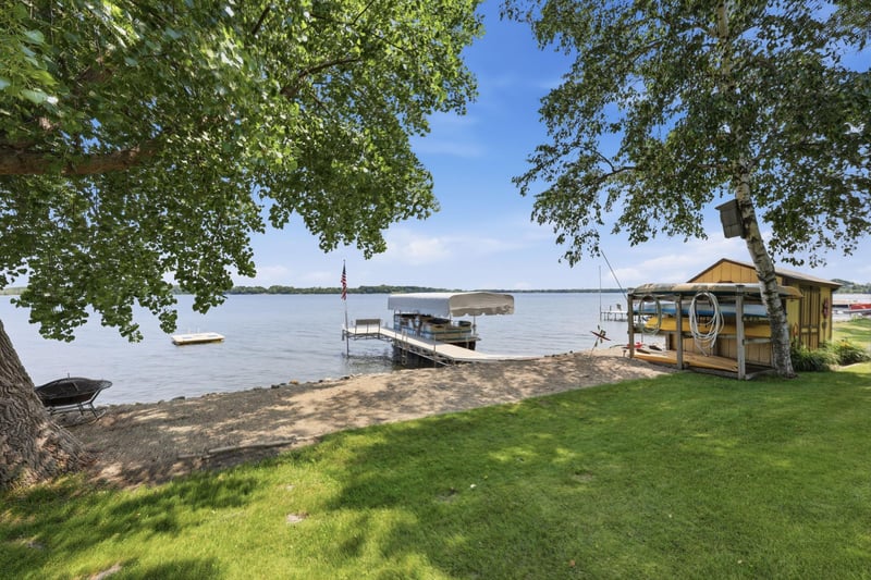 36086 N Silver Lake Rd, Battle Lake, MN 56515