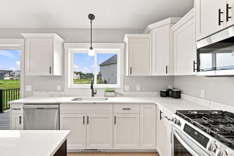 17750 Empire Trl, Lakeville, MN 55044