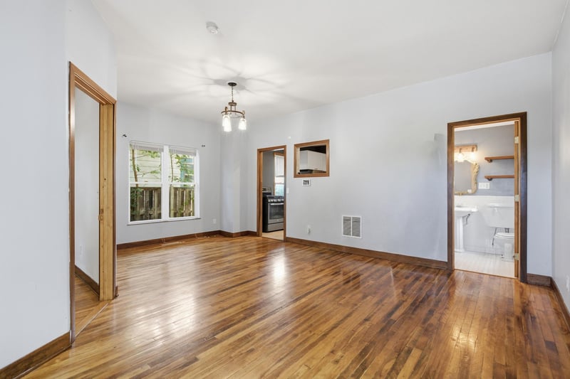 1472 Concordia Ave, Saint Paul, MN 55104