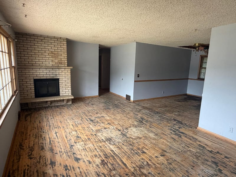 3607 Lake Drive Ave N, Robbinsdale, MN 55422