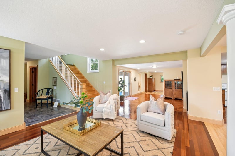 12112 W River Rd, Champlin, MN 55316