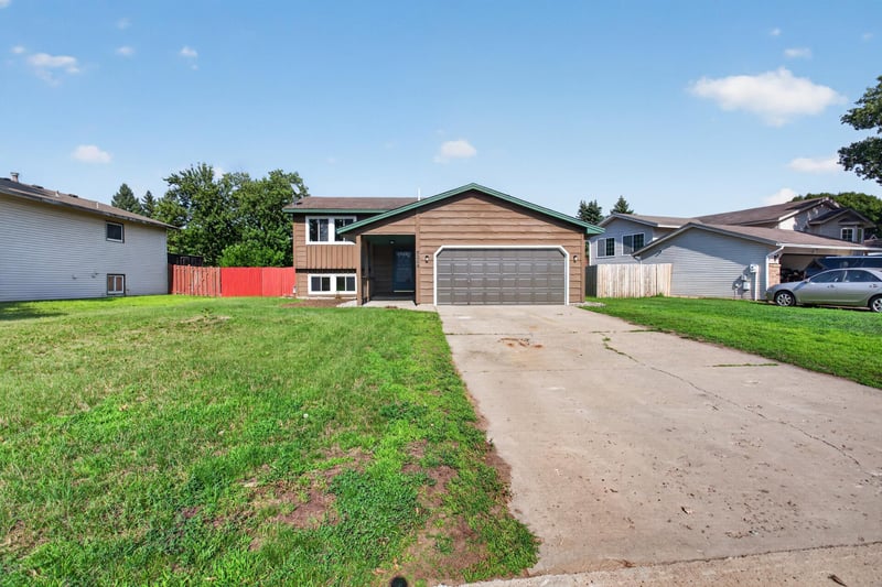 8208 Irving Ave N, Brooklyn Park, MN 55444