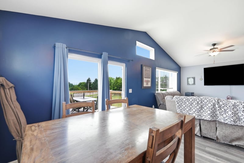 18731 Edison St NW, Elk River, MN 55330
