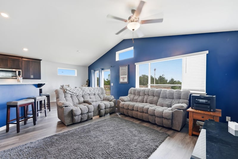 18731 Edison St NW, Elk River, MN 55330