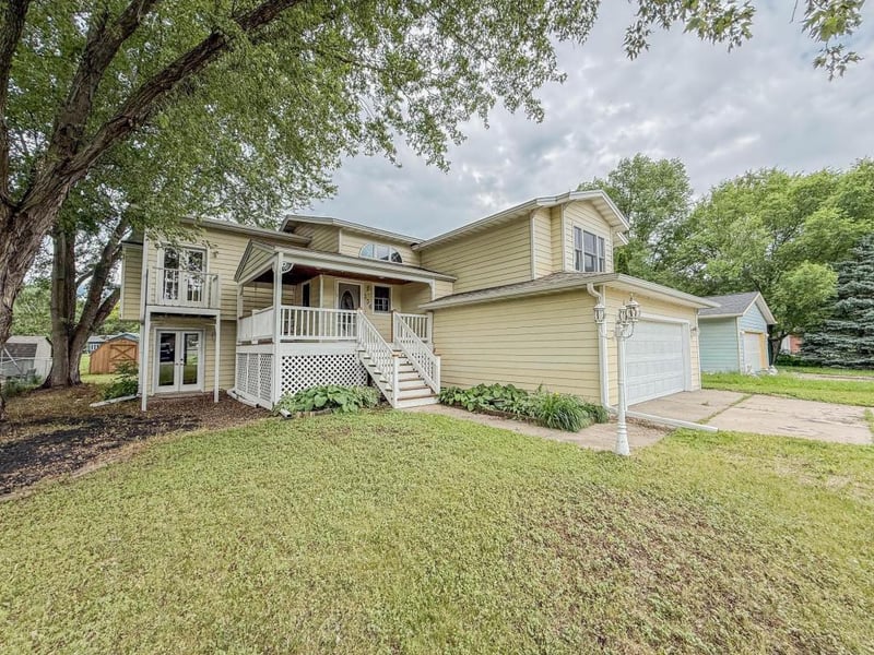 336 9 1/2 St N, Sauk Rapids, MN 56379