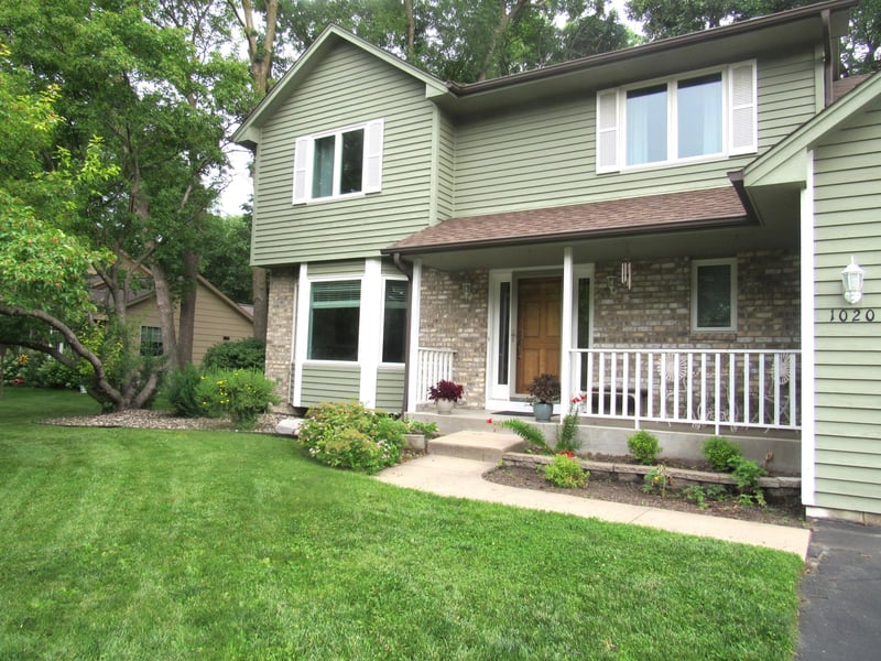 1020 Lake Lucy Rd, Chanhassen, MN 55317