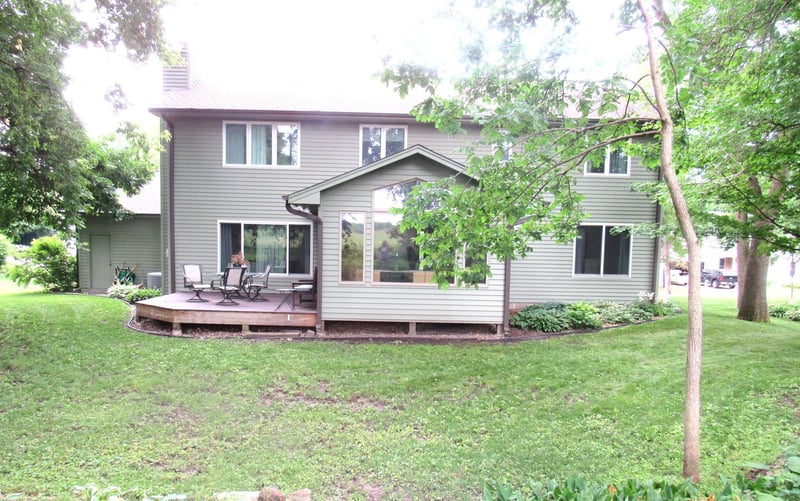 1020 Lake Lucy Rd, Chanhassen, MN 55317