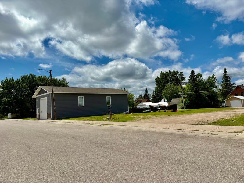 111 3rd Ave SE, Baudette, MN 56623