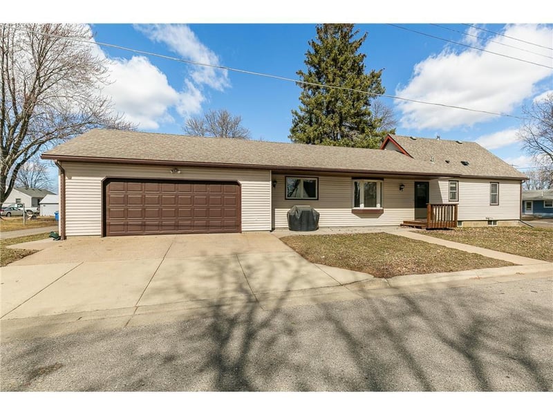 301 7 1/2 Ave, Foley, MN 56329