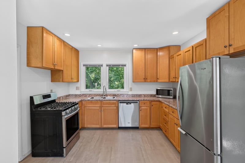 4320 Culver Rd, Golden Valley, MN 55422