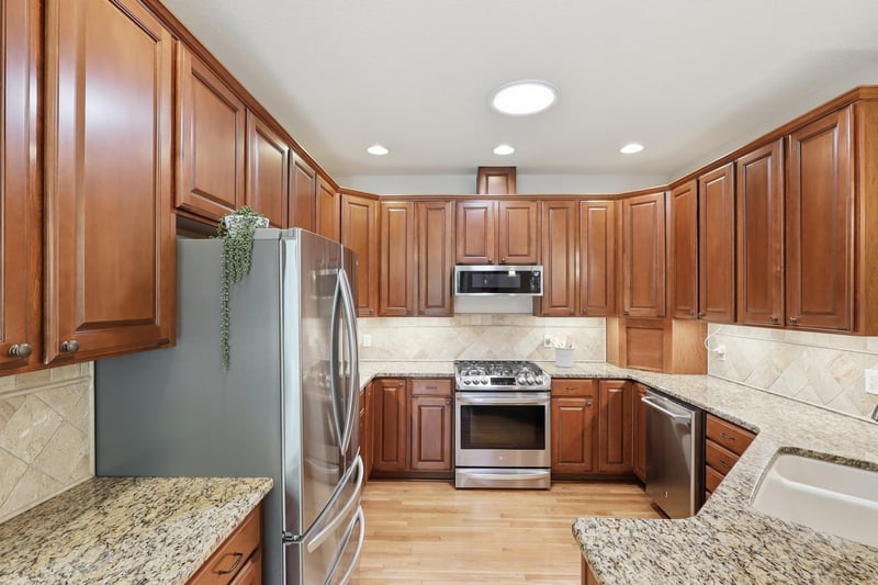4910 Steeplechase Ct #39, Eagan, MN 55122