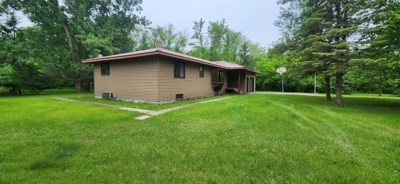 27560 280th Ave SE, Brooks, MN 56715