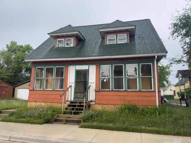 507 8 1/2 Street S, Virginia, MN 55792