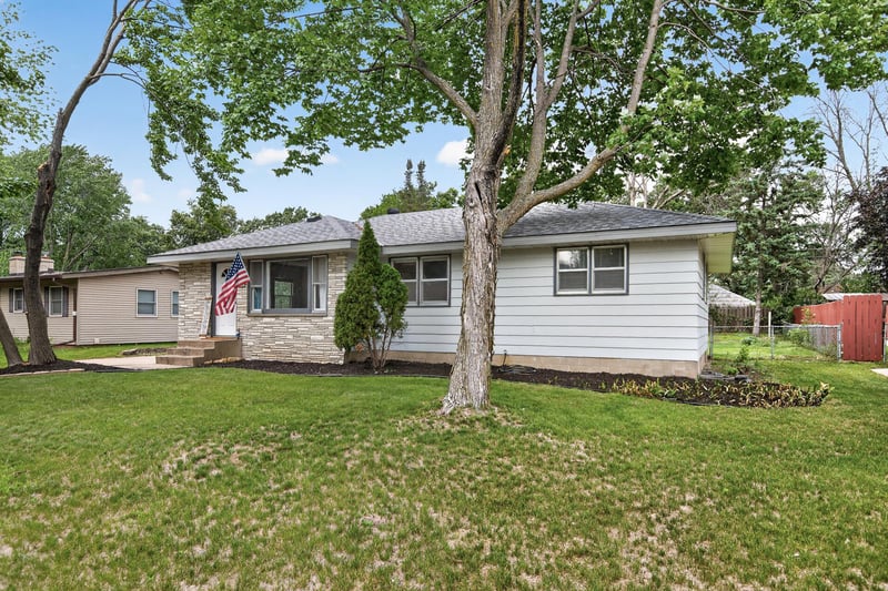 409 Manor Dr NE, Spring Lake Park, MN 55432