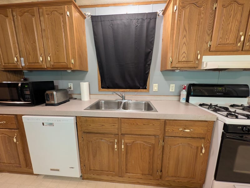 3945 Maple St, Kettle River, MN 55757