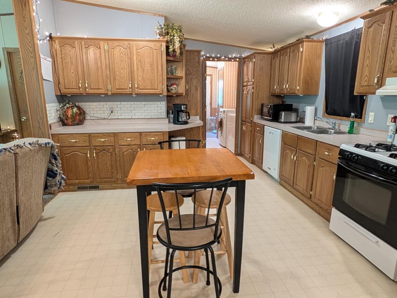 3945 Maple St, Kettle River, MN 55757