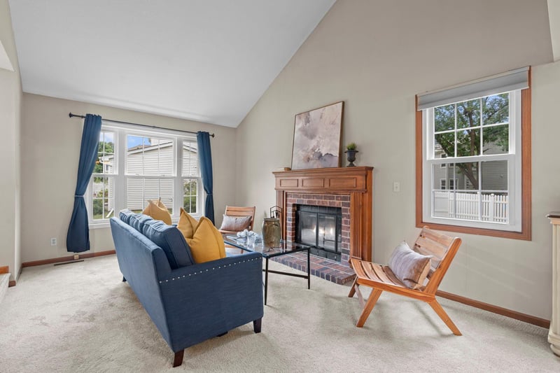 11107 Rhode Island Ave S, Bloomington, MN 55438