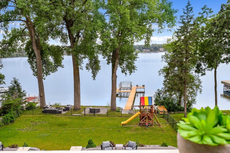 9934 199th St W, Lakeville, MN 55044