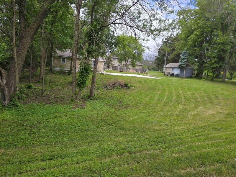 7749 Pioneer Rd, Wyoming, MN 55092