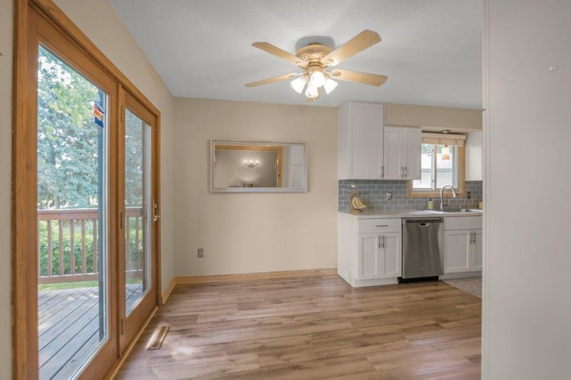 9562 99th Ave N, Maple Grove, MN 55369