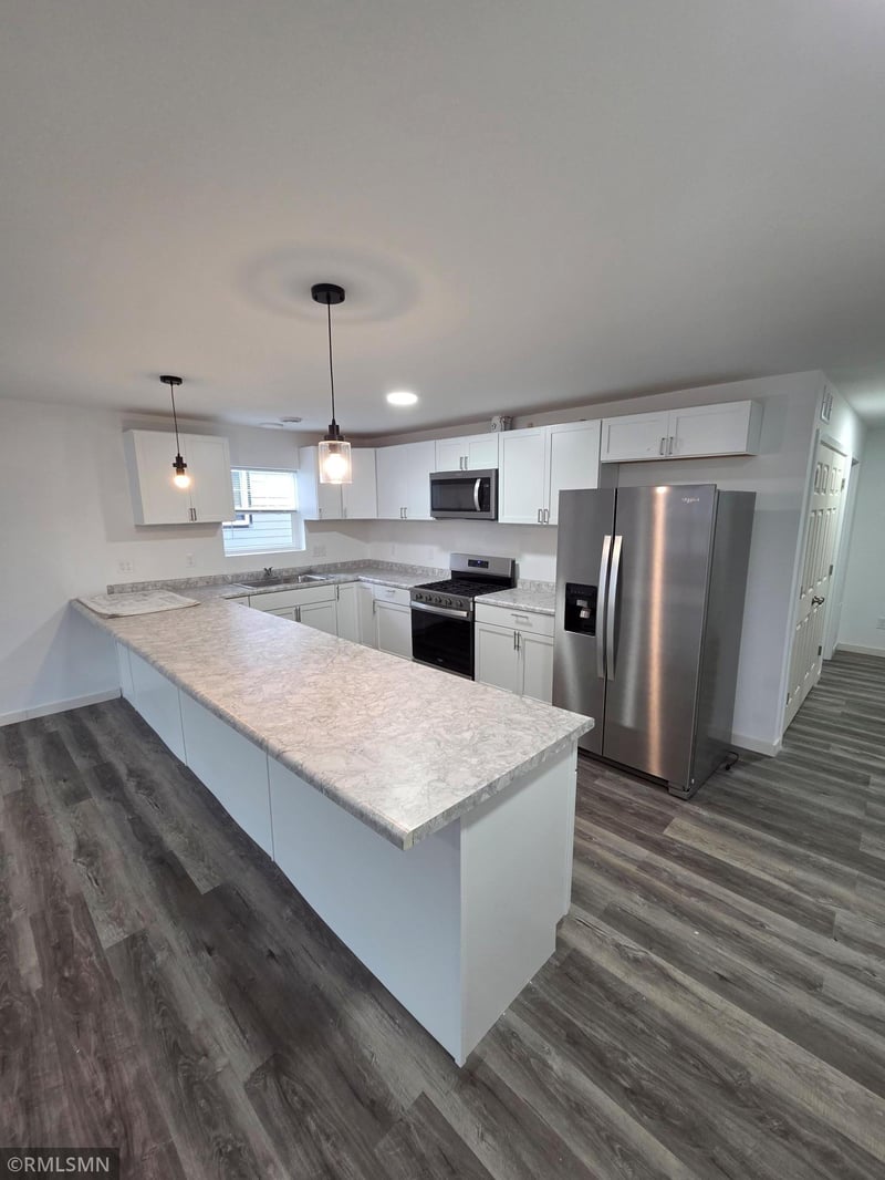 1911 E 32nd St, Minneapolis, MN 55407