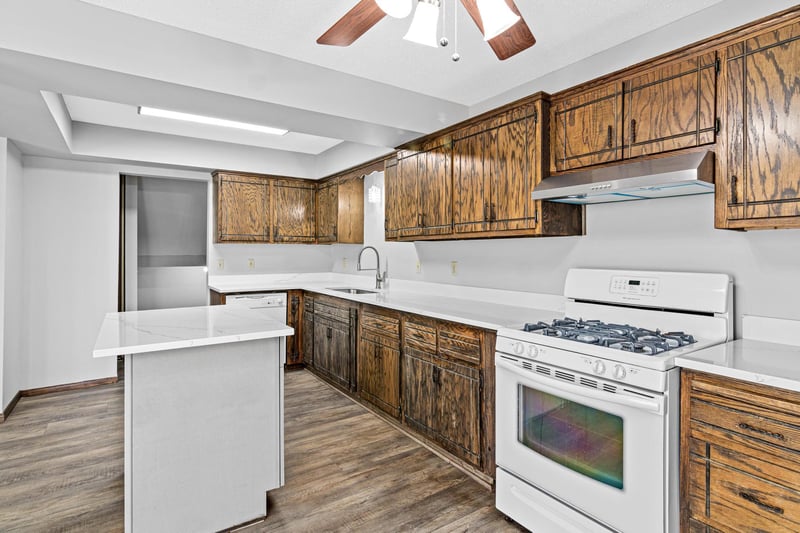 7211 Perry Ct E, Brooklyn Center, MN 55429