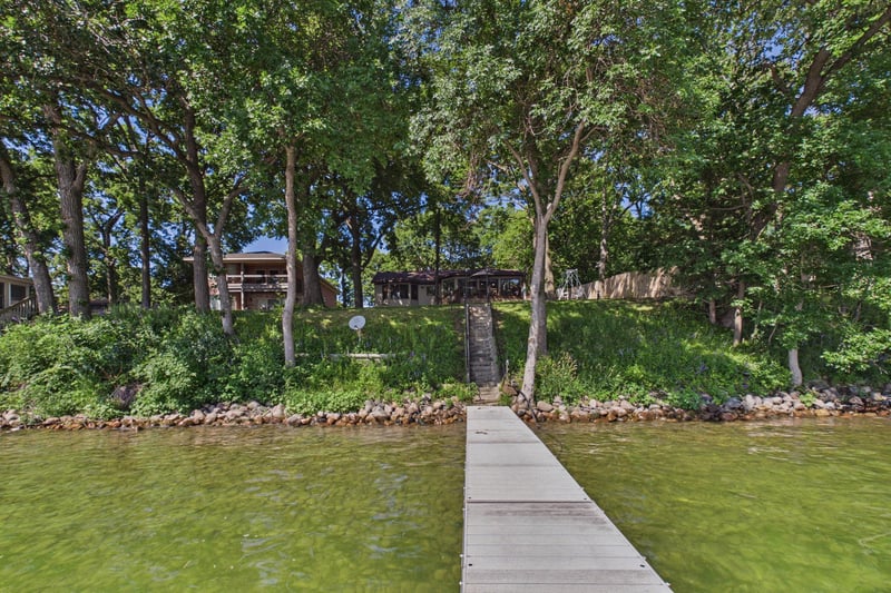 12231 N Shore Dr, Spicer, MN 56288