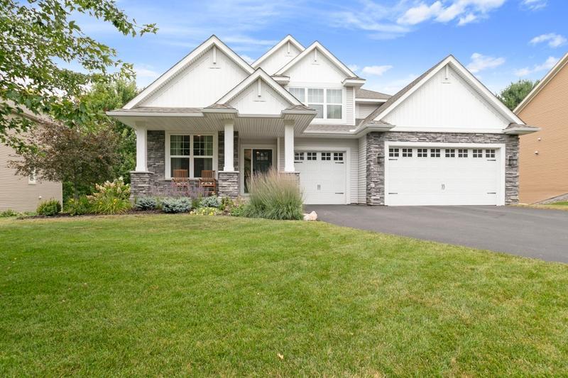 2460 White Pine Way, Stillwater, MN 55082