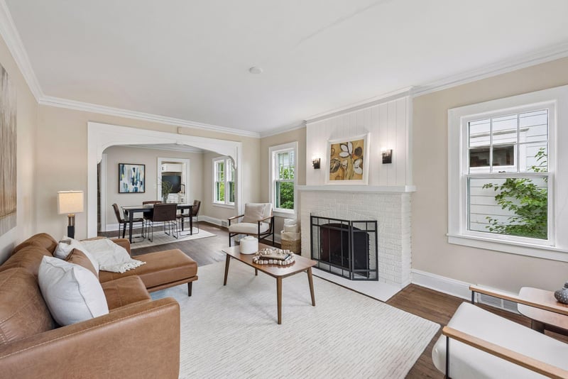 792 Charles Ave, Saint Paul, MN 55104